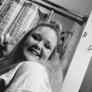 Meet your Posher, Nikki